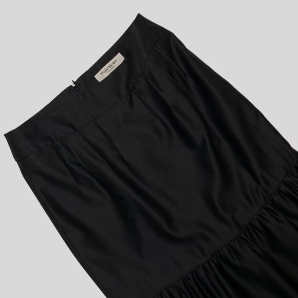 YVES SAINT LAURENT Rive Gauche Ruffle Classy Knee-Length Skirt - Picture 2 of 10